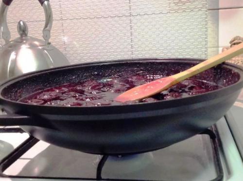 Какие сочетания с другими продуктами можно использовать с вареньем из слив мужского каприза Какие сочетания с другими продуктами можно использовать с вареньем из слив мужского каприза