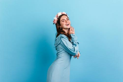 Прыщи на спине у девушек. Как проводится лечение акне на спине?