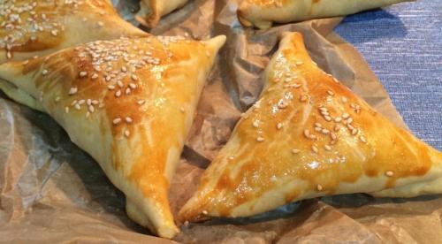 Рецепт самса слоёная с курицей. Самса из слоеного теста с курицей 14