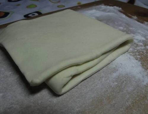 Узбекская самса с курицей. Самса из готового слоеного теста с курицей