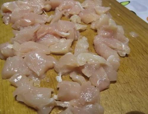 Узбекская самса с курицей. Самса из готового слоеного теста с курицей