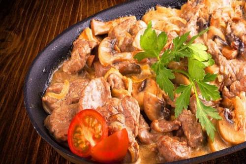 Можно ли приготовить свинину в фольге со специями и чесноком без фольги. 20 лучших рецептов свинины в духовке