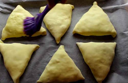 Самса из готового слоеного теста с курицей и картошкой. Самса с курицей из слоеного теста — 3 домашних рецепта
