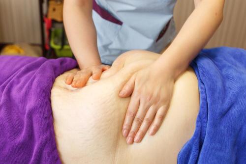 Можно ли делать массаж при грудном вскармливании. Техника массажа при лактации 01