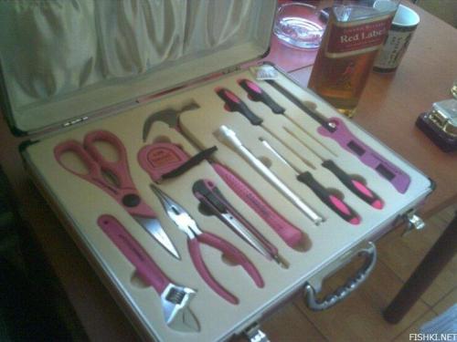 Странные подарки на 8 марта. Топ странных подарков, полученных дамами на 8 Марта