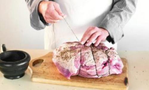 Как долго готовить запеканку из буженины в фольге в духовке. Буженина из свинины в фольге в духовке