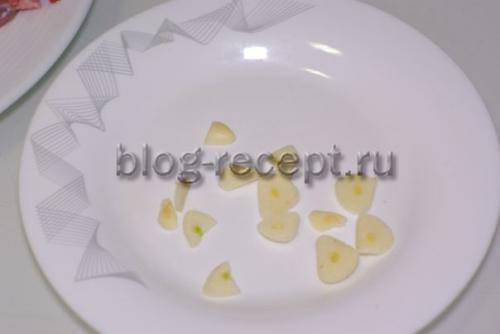 Как правильно выложить ингредиенты в форму для запеканки из буженины в фольге. Буженина по-домашнему, очень и очень вкусная, и сочная