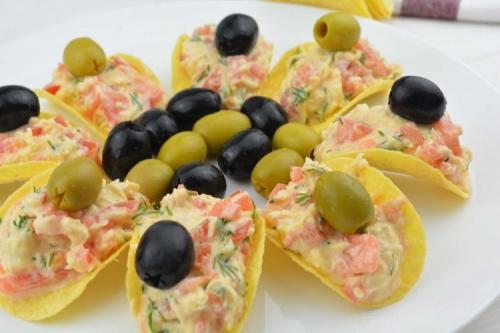 С чем лучше всего подавать чипсы с лисичками и сметаной. 15 закусок на чипсах, которые стоит приготовить прямо сейчас