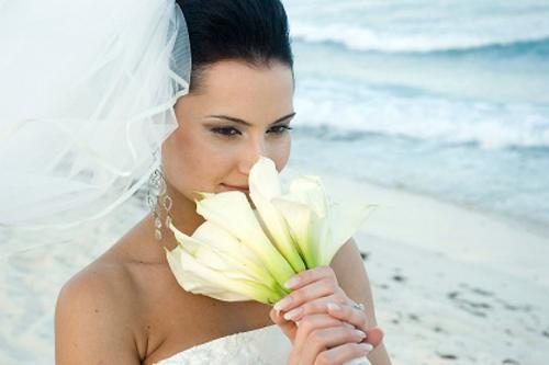 Какие цветы дарить на свадьбу. Какие цветы дарят на свадьбу молодожёнам? 08