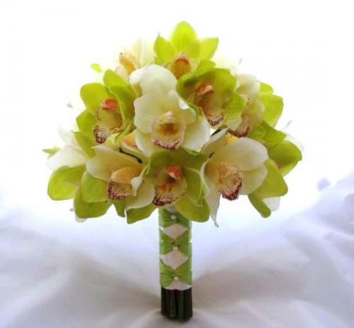 Какие цветы дарить на свадьбу. Какие цветы дарят на свадьбу молодожёнам? 04