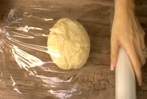 Домашняя самса из слоеного теста с мясом своими руками