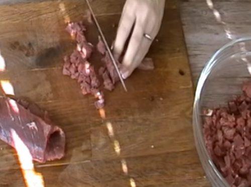 Домашняя самса из слоеного теста с мясом своими руками