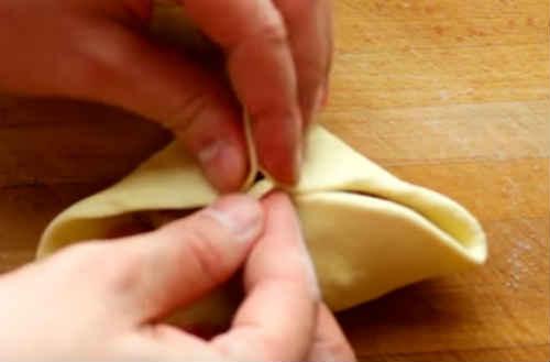 Самса из слоеного теста с курицей и грибами. Самса с курицей из слоеного теста — 3 домашних рецепта