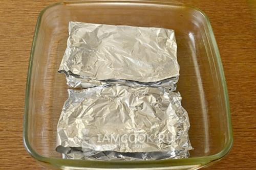 Запеченная свинина в фольге: Калорийность и полезные свойства 10