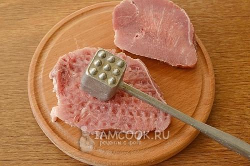 Запеченная свинина в фольге: Калорийность и полезные свойства 04