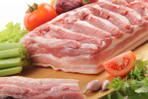 Можно ли запекать грудинку в фольге на гриле. Как приготовить грудинку на гриле