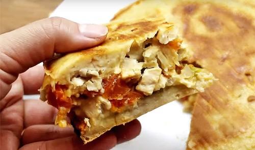 Диетическая самса с курицей на пресном тесте. Самса с курицей в духовке