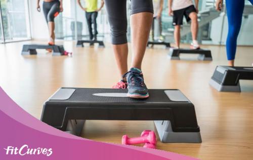 Сколько калорий сжигает аэробная тренировка. Что такое степ-аэробика и какова ее эффективность
