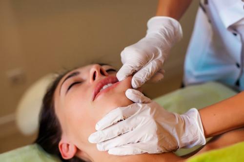 Лимфодренажный массаж камилла. Буккальный массаж: красивый овал лица и омоложение 01 Лимфодренажный массаж камилла. Буккальный массаж: красивый овал лица и омоложение 01