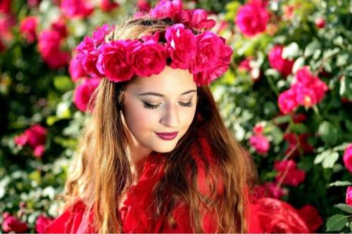 Как убрать мимические морщины на лбу и глазах.. Как образуются складки на коже 02