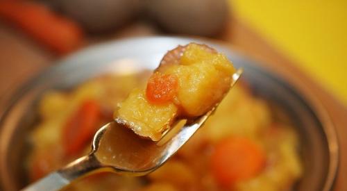 Какие продукты можно добавить в картошку тушеную, чтобы сделать её более калорийной. Что добавить в тушеную картошку, чтобы та стала в два раза вкуснее