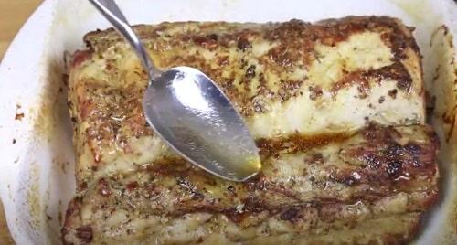 Свиная шея в духовке целым куском в фольге. Свиная шея, запеченная в духовке — сочные и вкусные рецепты в фольге, куском