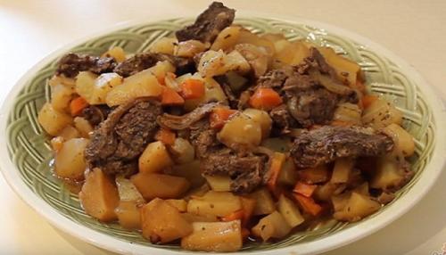 Мясо с овощами в духовке в фольге. Вкусная говядина с овощами в духовке — 7 домашних рецептов приготовления