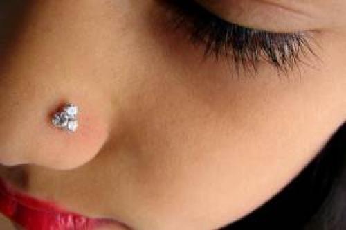 Можно ли проколоть нос во время беременности. Пирсинг в пупке и беременность — опасно ли это? Пирсинг носа