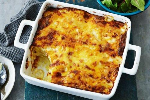 Как вкусно приготовить свинину в духовке на противне. Свинина, запеченная в духовке: 20 быстрых и вкусных рецептов