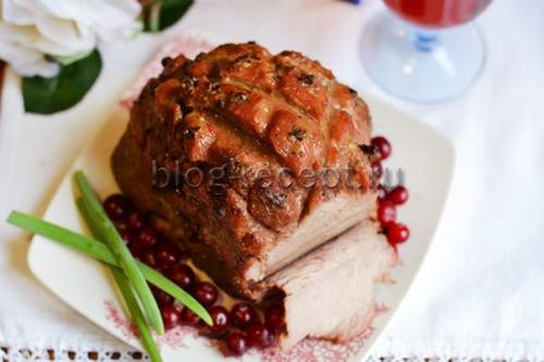 Свиная шея в духовке целым куском в рукаве. Свиная шейка в маринаде из клюквы (в рукаве)