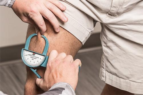 Как узнать вес жира в организме. Методы измерения процента жира в теле