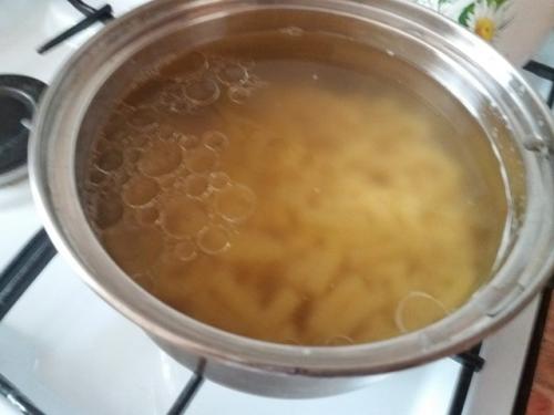 Как варить макароны трубочки. Как варить макароны, чтобы они не слипались после варки