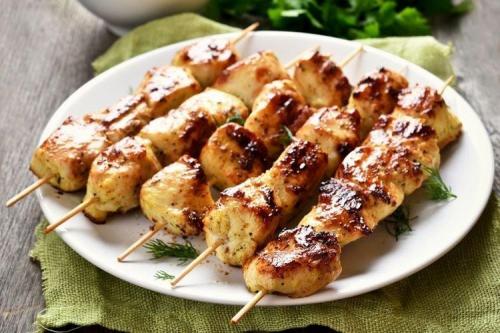 Рецепт шашлык из куриной грудки в духовке. 12 рецептов сочного куриного шашлыка на шпажках в духовке