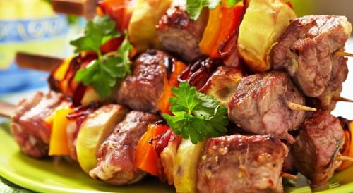 Какие напитки подходят к шашлыку из куриных грудок. Выбираем спиртные напитки к шашлыку: правила, запреты, рецепты