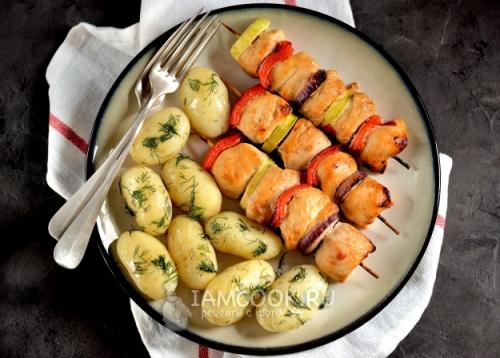 Шашлык из курицы на кефире: новый способ подачи классического блюда 19