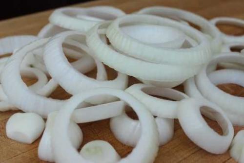 Шашлык из курицы на кефире: новый способ подачи классического блюда 32