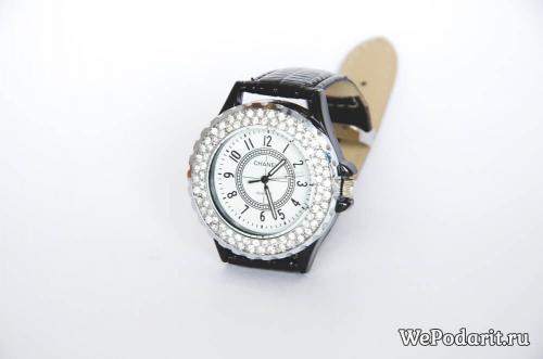 Что можно подарить маме на 8 марта недорого. 35 недорогих подарков Маме на 8 марта +идеи сюрприза