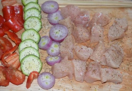 Какие овощи можно добавить к шашлыку из куриной грудки. Куриные шашлычки с овощами