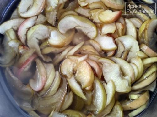 Как готовится янтарное варенье из яблок с прозрачными дольками Как готовится янтарное варенье из яблок с прозрачными дольками