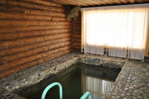 Как сделать стенки бассейна в бане